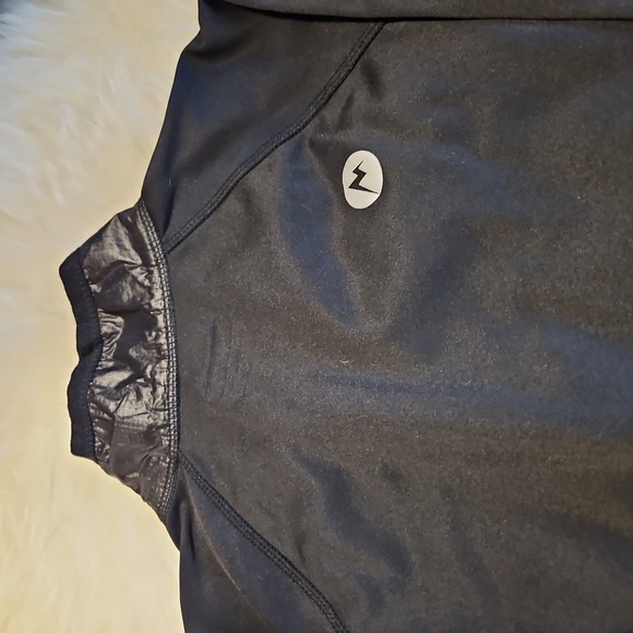 Marmot Lightweight Jacket - Picture 5 of 8